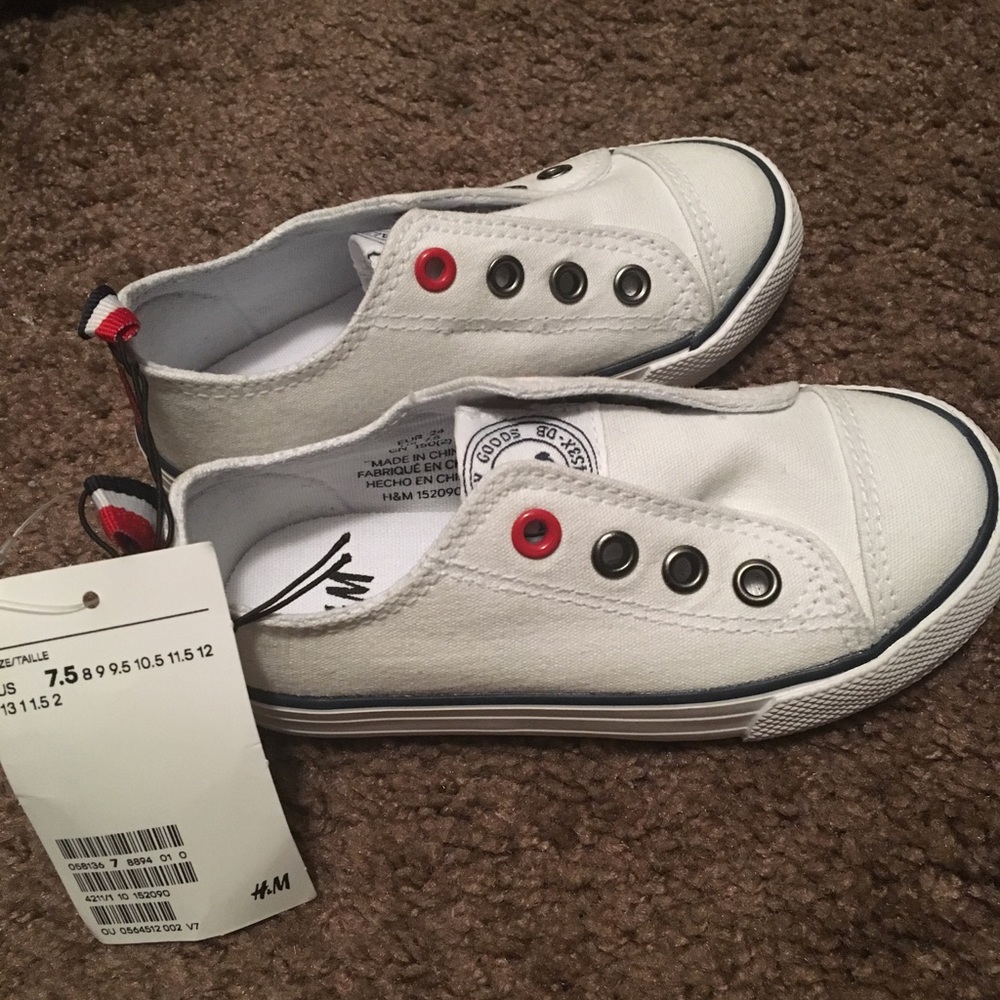 Kids sneakers!!